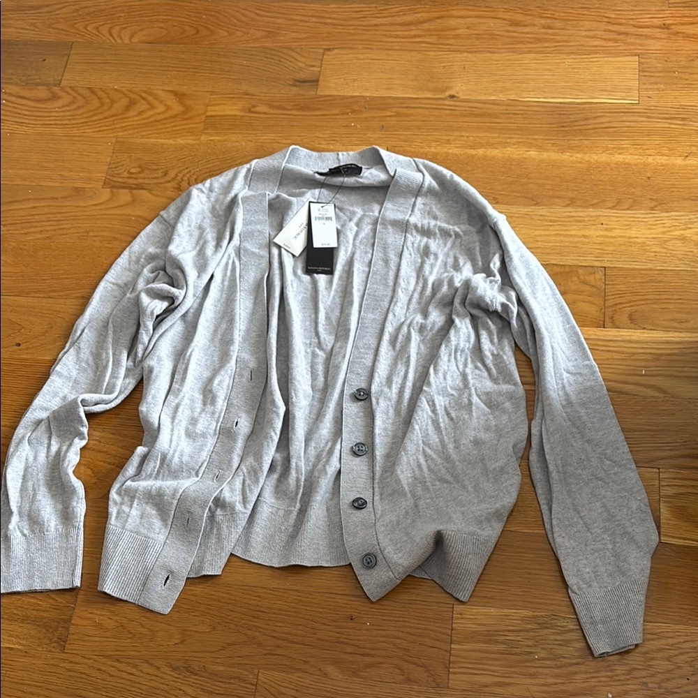 Banana Republic Factory Light Gray Knit Sweater